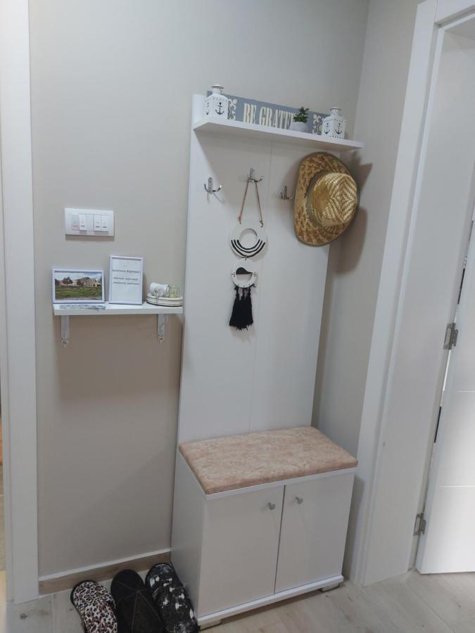 # Espresso 2 Apartman Sa Garazom スレムスカ・ミトロヴィツァ エクステリア 写真